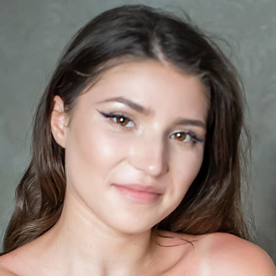 Lindsay Maddox portrait