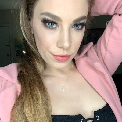 Bobbi Dylan portrait