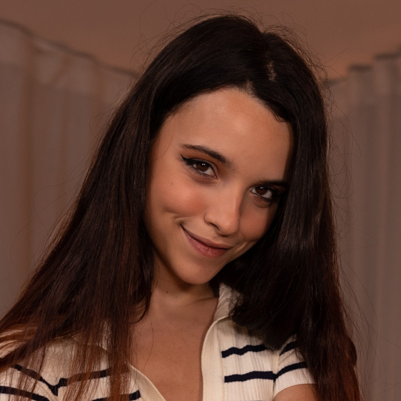 Ohana Petite portrait