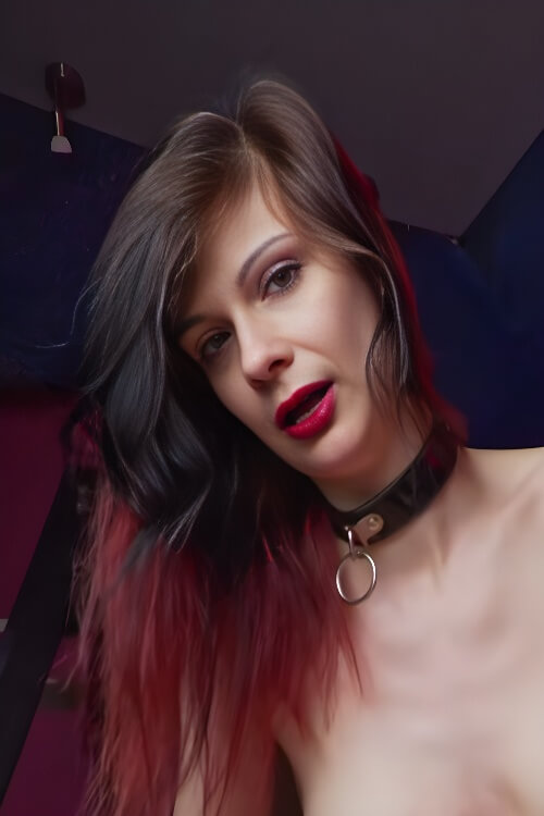 Molli Nightheart portrait