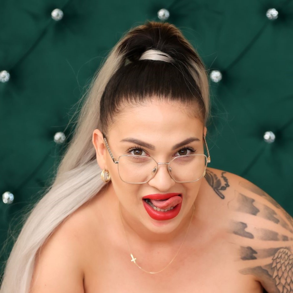 Tattooed Kate portrait